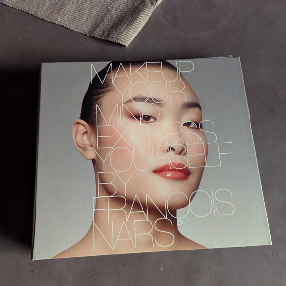 NARS MAKEUP YOUR MIND メイク作品集 Makeup Your Mind: Express Yourself | NARS Cosmetics